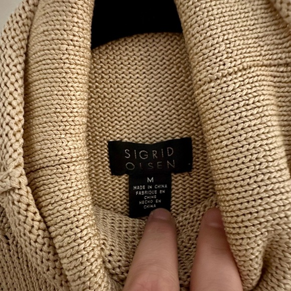 Sigrid Olsen Sleeveless Gold Beige Silk Tank top - Picture 2 of 6